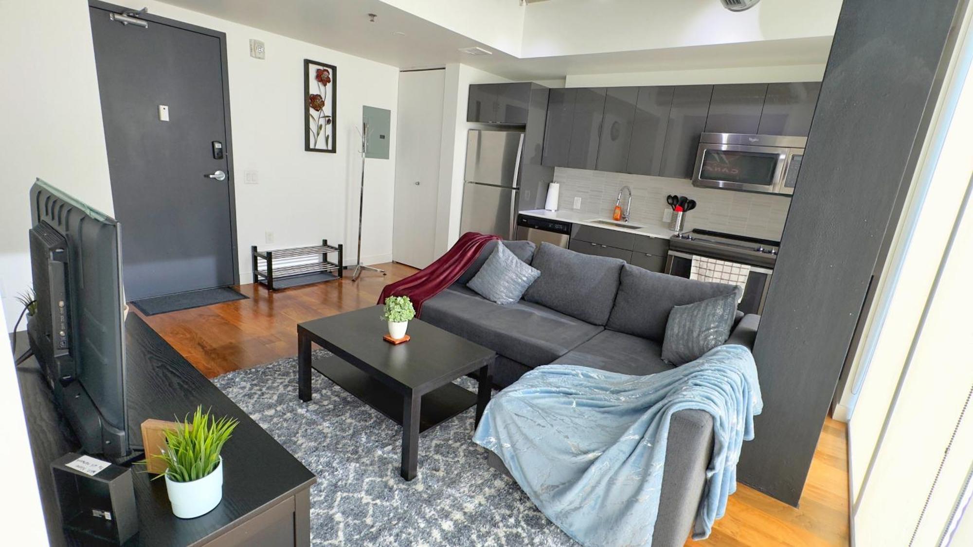 Cozy 1Br Apt - Downtown Вінніпег Екстер'єр фото
